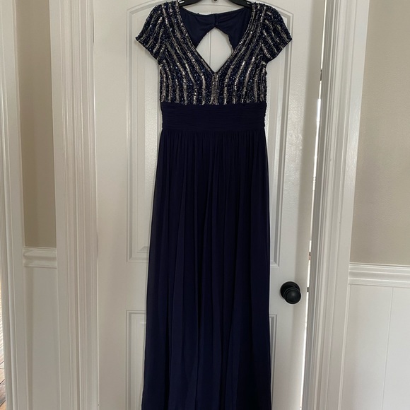 JS Collections navy formal dress - Picture 2 of 3